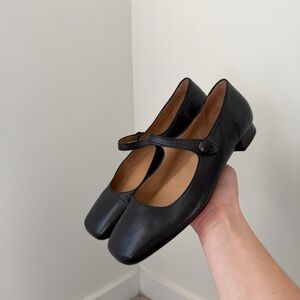 Ann Mashburn Black Leather Mary Jane Flats – Made in Italy – Size 38 1/2